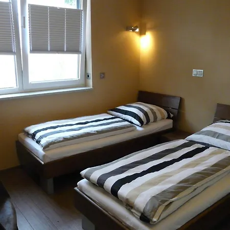 Holiday home Luxus-ferienhaus Direkt Am See, Naturnaher Komfort In Modernem Stil Lychen