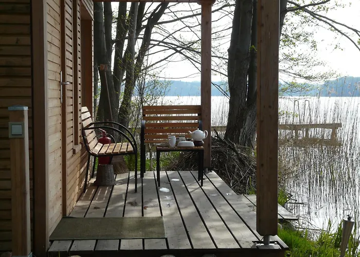 Tatil Evi Luxus-ferienhaus Direkt Am See, Naturnaher Komfort In Modernem Stil